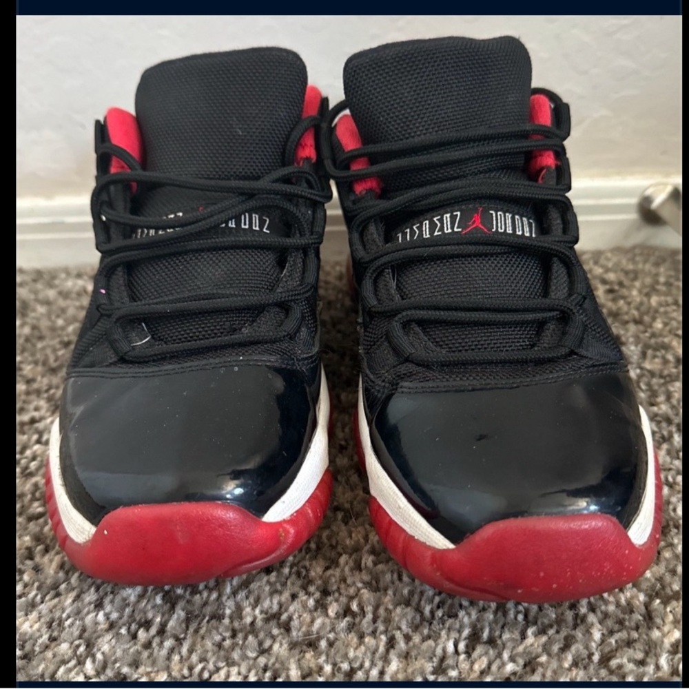Jordan BRED 11 low - size 6 W